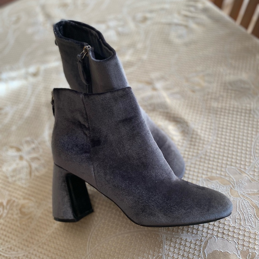 Ninety Union gray velvet booties!
